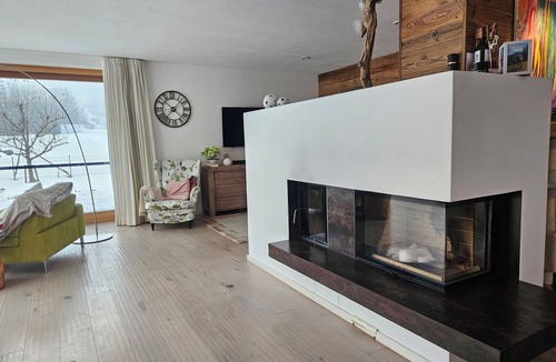 Tiefgraben House | Cozy vacation home with large garden, sauna and private bathing area on the Irrsee!