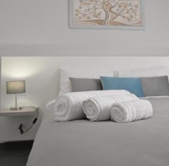 Villa Grazia di Carini House | Da 'Nfacci Affittacamere