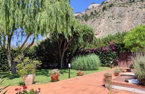 Palermo House | Da Nonna Cettina Appartamento in villa con piscina