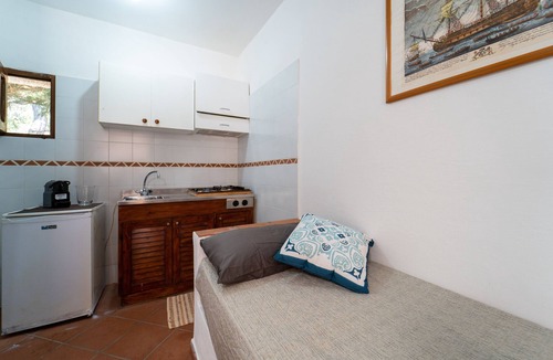 Lampedusa House | Dammuso detached cottage with sea view and garden in Lampedusa