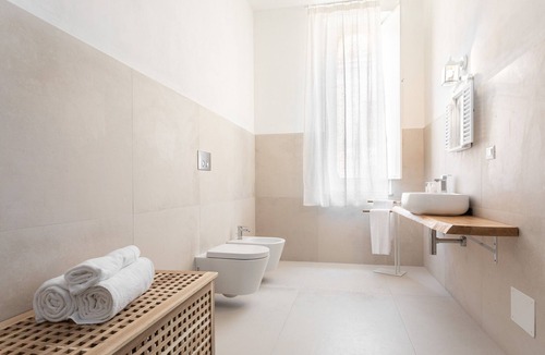 Santa Lucia Bed & Breakfast | Darsena Sunset Suite II by Wonderful Italy