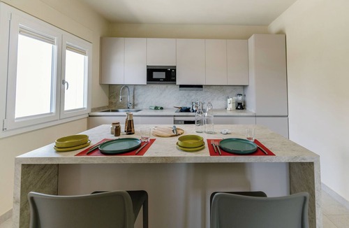 Marina di Davoli Apartment | Daulia, apartment in a villa near Soverato, Ionian Coast of Calabria—open year-round