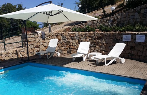 Sant'Ambrogio Apartment | Delightful apartment with direct access to the sea