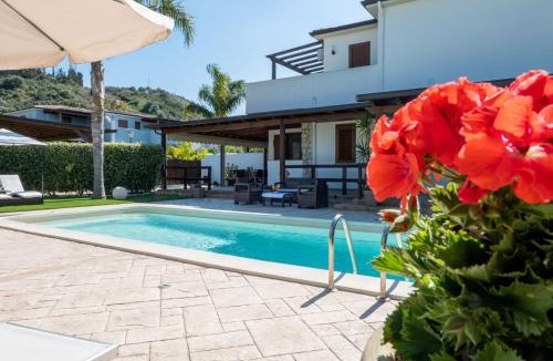 Campofelice di Roccella Villa | Deluxe Sicily Villa