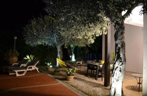 Capri Leone Apartment | Demenna Suite