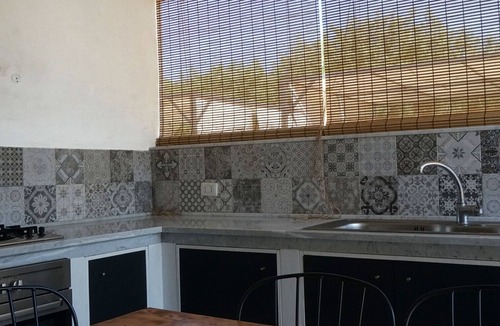 Epipoli Apartment | Dependance in villa con piscina by Wonderful Italy