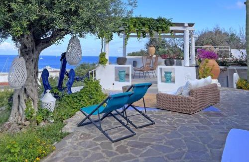Panarea House | Dependance La Caletta