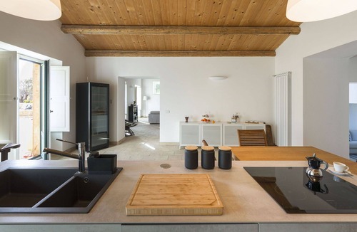 Pachino Villa | Design villa amidst ancient olive trees