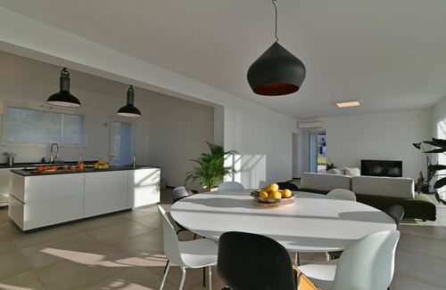 Coste Villa | Design Villa with Pool and Crossfit Gym