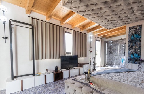 Favara Bed & Breakfast | Diodorus Luxury Experience