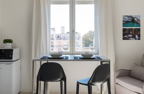 Syracuse Apartment | Dioniso Smart Suite by Wonderful Italy