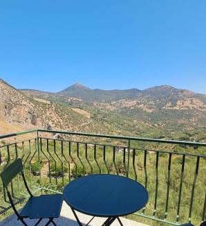 Isnello Apartment | Dolce-Vista