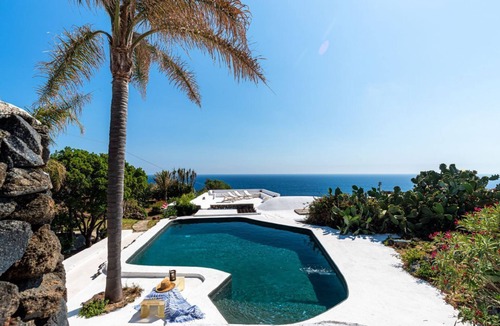 Pantelleria Villa | Domus Sicily - Dammuso il Mulino - Sea View Private Pool
