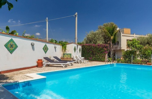 Palermo Villa | Domus Sicily - Luxury villa with pool and patios just 4km from the city center.