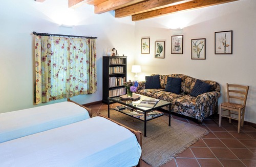 Nola Bed & Breakfast | Don Filiberto 2/5 guests in historical Villa near Naples Vesuvius Pompei Caserta