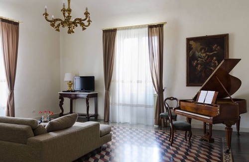 Old Town Apartment | Don Giovanni charming apartment