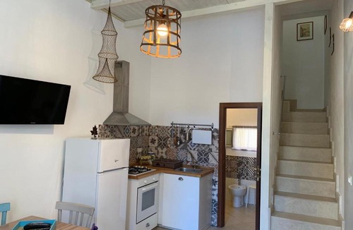 Avola House | Don Peppino