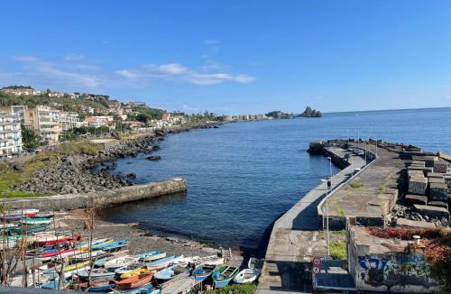Aci Castello House | donna serena Aci Castello