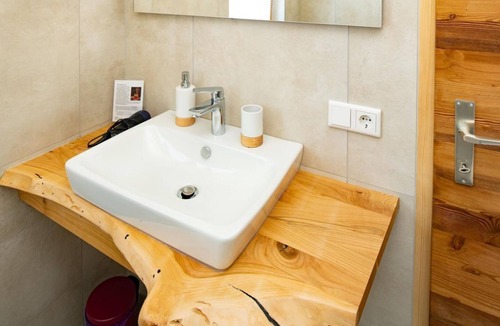 Kolbnitz Bed & Breakfast | Double room "Goldeck view" - Landhaus Königsreiner