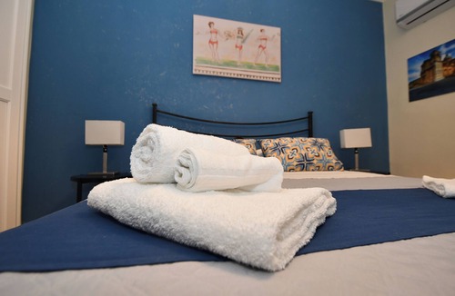 Piazza Armerina Bed & Breakfast | Double room in Piazza Armerina with reserved parking space