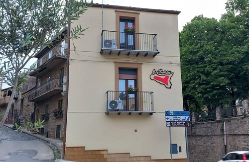 Piazza Armerina Bed & Breakfast | Double room in Piazza Armerina with reserved parking space