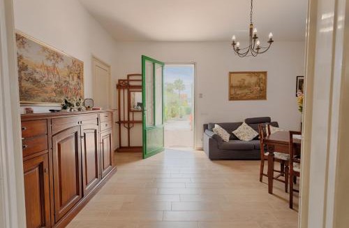 Rilievo Apartment | Dreamy Apartment with Veranda, Pool and Parking