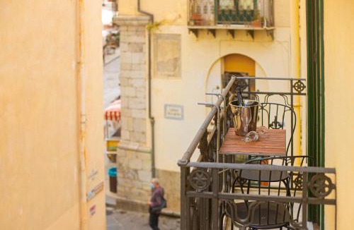 Old Town Apartment | Duomo Suite