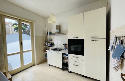 Aci Trezza Apartment | Elegant and bright apartment with terrace on the waterfront of Aci Trezza