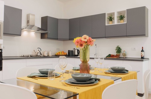 Santa Lucia Apartment | Elegant apartment in the heart of Syracuse, 3 bedrooms and 3 bathrooms, city center.
