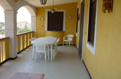 Licata Villa | Elegant apartment in Villa Agrigento-Licata with sea view and private garden.