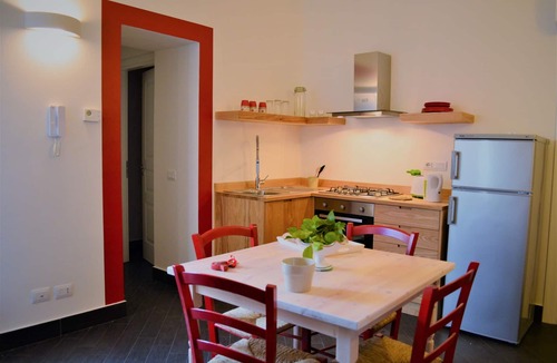 Valverde Apartment | Elegant apartments, tastefully cared for, with a strategic position in Sicily