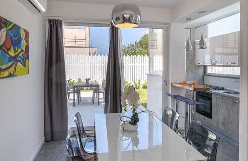 Villa Grazia di Carini Villa | Elegant comfort villa with air conditioning, Wi-Fi, and garden, 1 km from the sea
