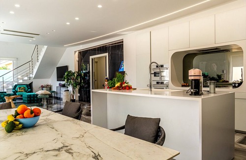 Fondachello Villa | Elegant villa with pool in Mascali