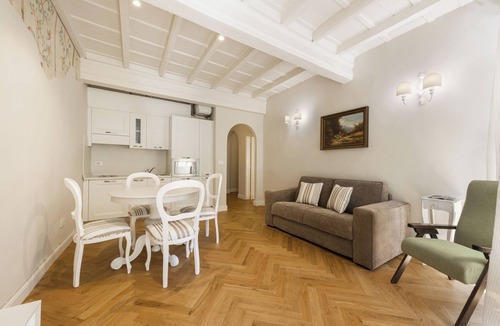 Oltrarno Apartment | Emma by MMega