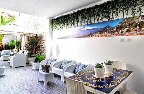 Monte Po-Nesima-San Leone-Rapisardi House | Entire accommodation in Catania center up to 13 beds