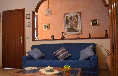Gaggi Apartment | Enzo`s Homestay "Alcantara Valley"