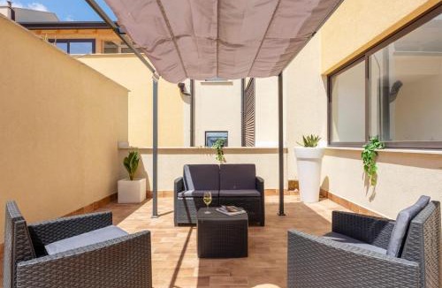 Corso dei Mille - Sant'Erasmo Apartment | Erasmo home luxury, Palermo