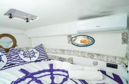 Piedimonte Etneo Boat Rental | Etna's boat house