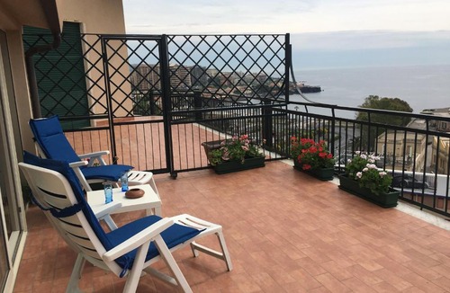 Picanello-Ognina-Barriera-Canalicchio Apartment | Europa Guest House