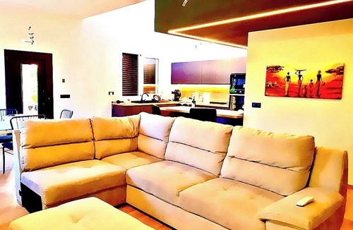 Eastern Sicily Villa | Exclusive detached villa, a stone's throw from the sea, with swimming pool and Jacuzzi.