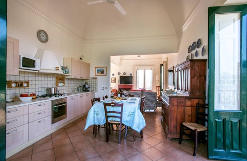 Archi Villa | Exclusive Villa with Pool & Jacuzzi, lovely Sea-Etna view near Catania/Taormina