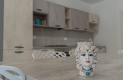 Sicily South Coast Apartment | Familienidylle auf Sizilien, Pozzallo 300 Meter vom Strand, Neubau