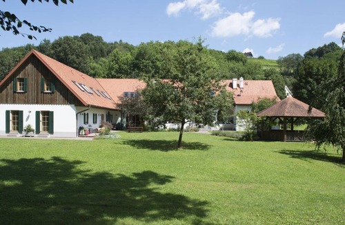 Gemeinde Hohenbrugg-Weinberg House | Ferienwohnung "s'gwölb" mit Frühstück - Kürbishof Gartner