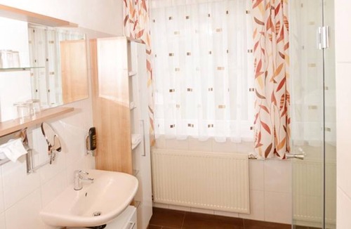 Aigen im Ennstal Bed & Breakfast | Ferienwohnung A - Kirchenwirt Aigen