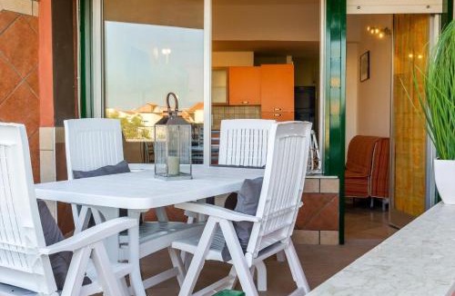 Porticato Apartment | Ferienwohnung In Porticato Mit Terrasse
