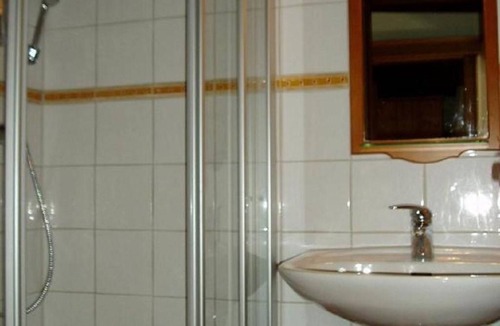 Reichenau House | Ferienwohnung Sonnenblume - Leebhof