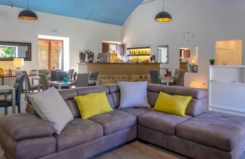 Gratteri House | Feudo Galefona