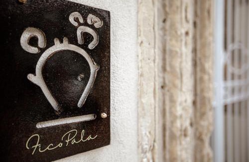 Santa Lucia House | FICOPALA SUITES