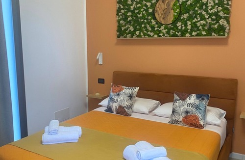 Carini House | fiori di quercia