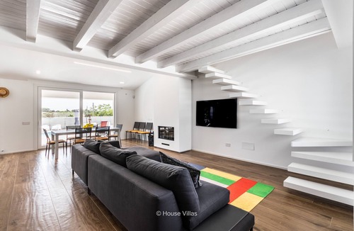Chiusa Cavalli Villa | FlaBen Luxury Villa - Two Bedroom Villa, Sleeps 4